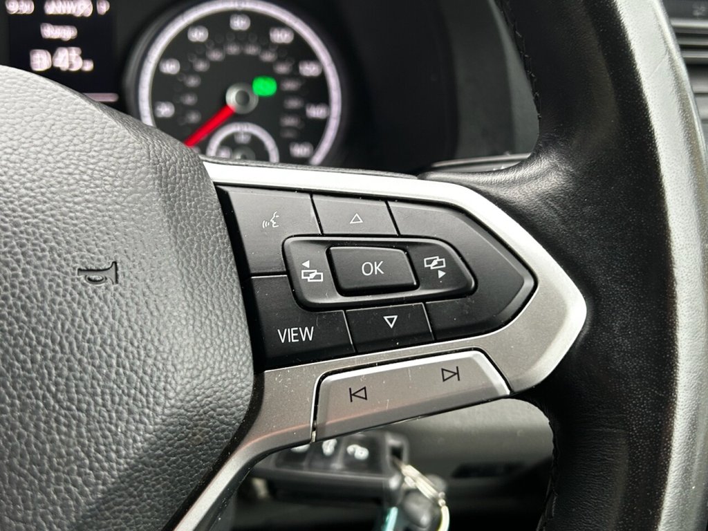 Used Volkswagen Transporter Shuttle 2020 for sale - 77680800: Photo 47