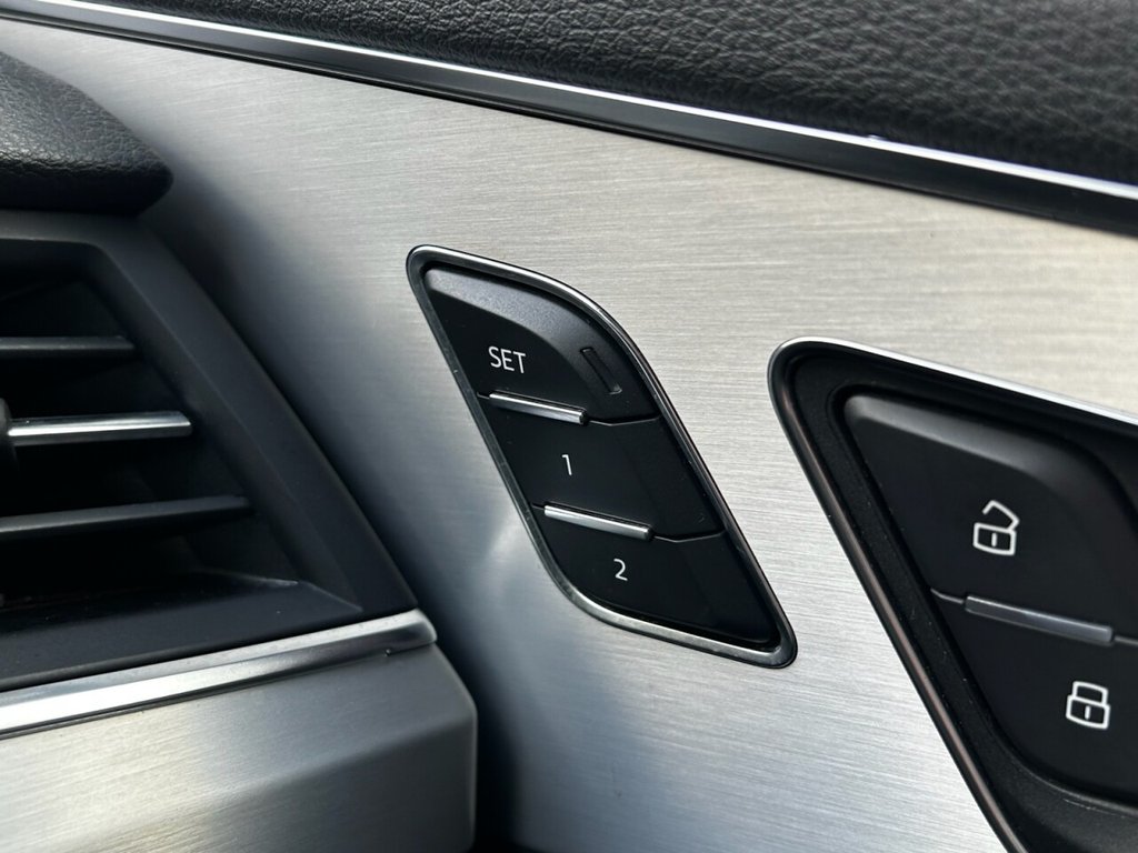 Used Audi Q7 2017 for sale - 77437267: Photo 48