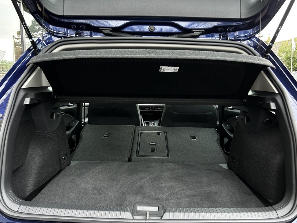 Used Volkswagen Golf 2024 for sale - 77001000: Photo 26