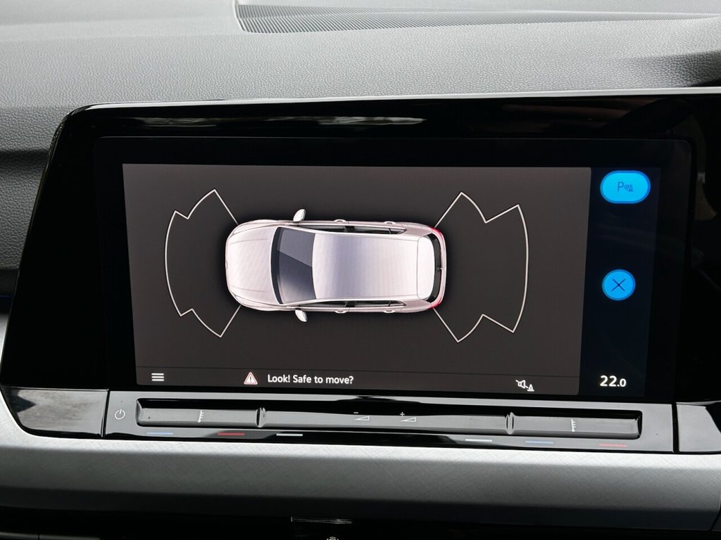 Used Volkswagen Golf 2024 for sale - 77001000: Photo 30