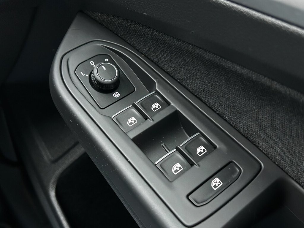 Used Volkswagen Golf 2024 for sale - 77001000: Photo 36