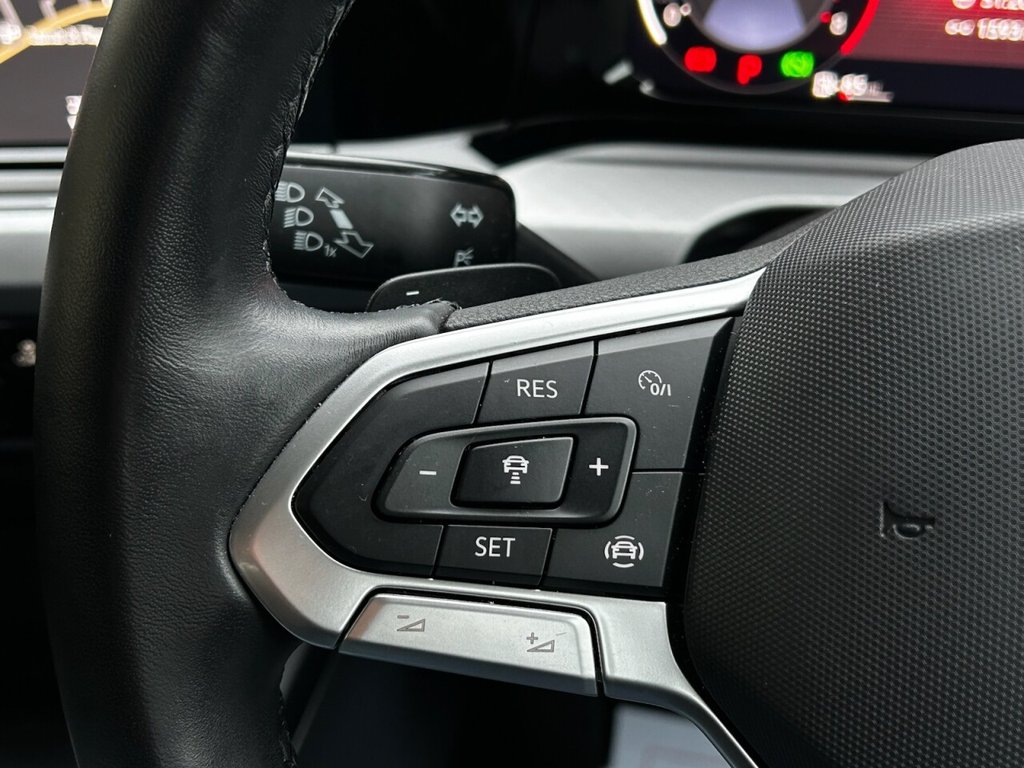 Used Volkswagen Golf 2024 for sale - 77001000: Photo 37