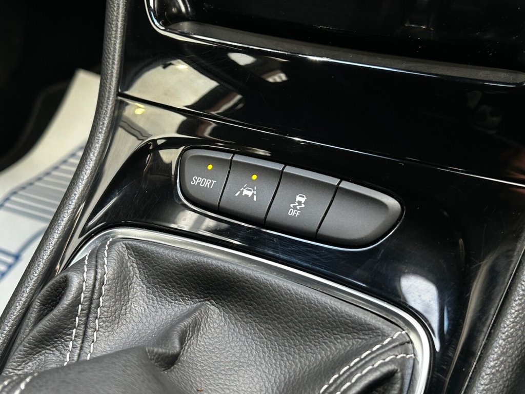 Used Vauxhall Astra 2017 for sale - 77001015: Photo 33