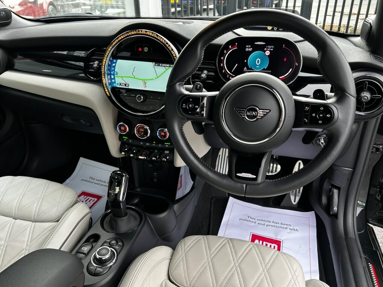 Used MINI Convertible 2023 for sale - 76549527: Photo 25