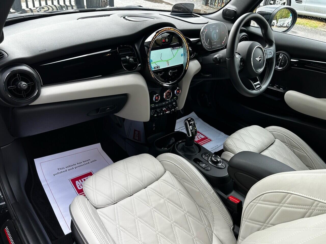 Used MINI Convertible 2023 for sale - 76549527: Photo 28