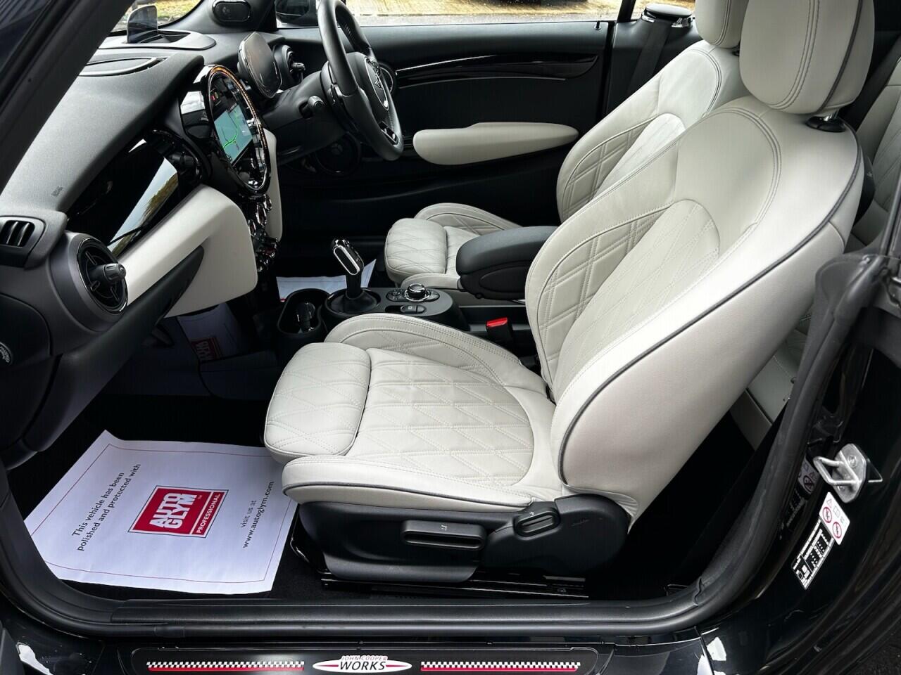 Used MINI Convertible 2023 for sale - 76549527: Photo 29