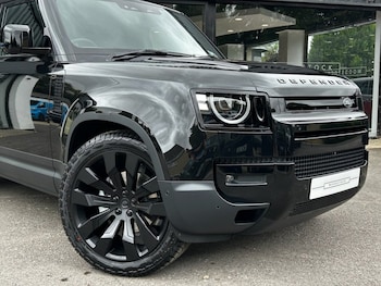 Used Land Rover Defender 110 2026 for sale - 79422496: Photo
