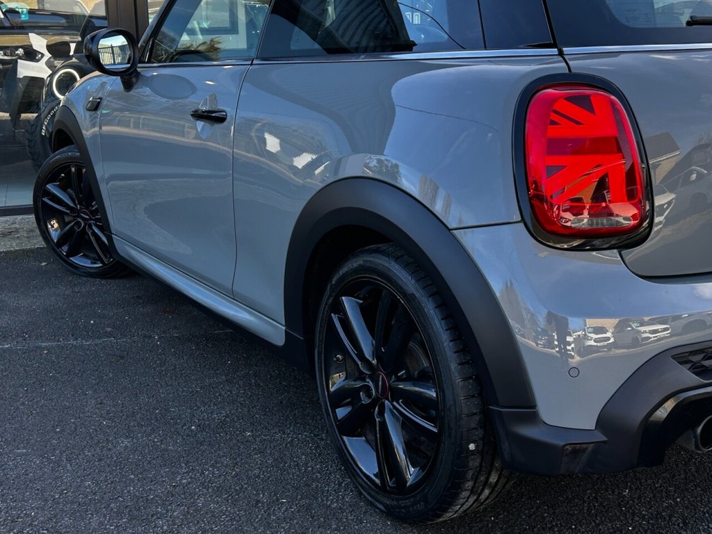 Used MINI Hatch 2022 for sale - 77558129: Photo 11