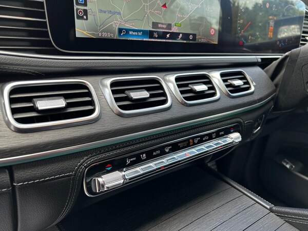 Used Mercedes-Benz GLE 2020 for sale - 75729789: Photo 31