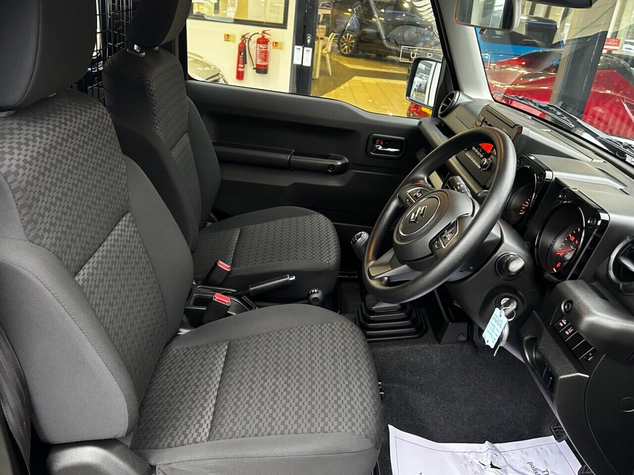 Used Suzuki Jimny 2024 for sale - 76823907: Photo 22