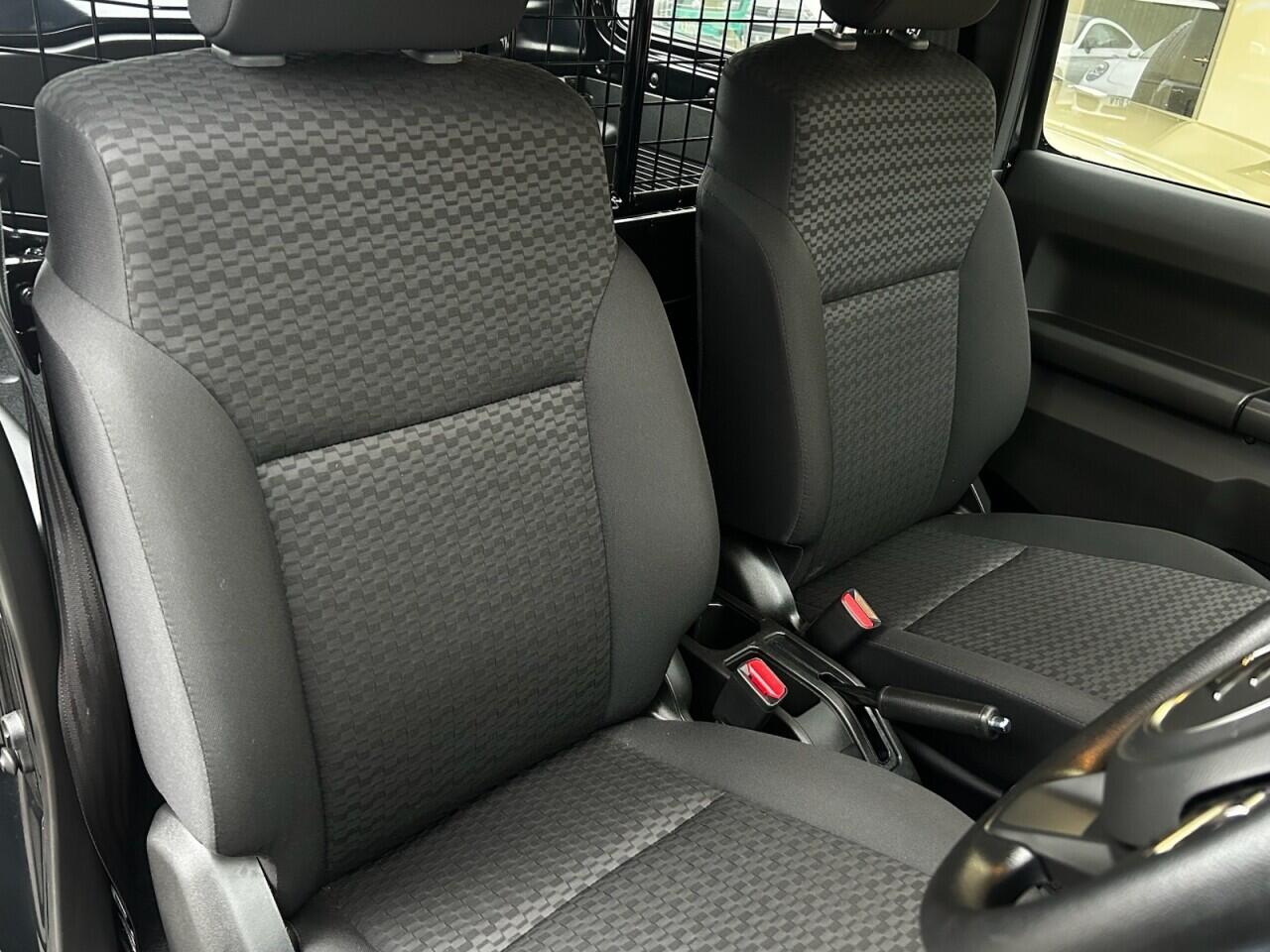 Used Suzuki Jimny 2024 for sale - 76823907: Photo 25