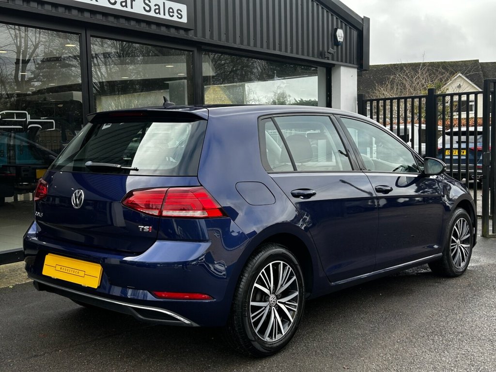 Used Volkswagen Golf 2017 for sale - 77520692: Photo 17
