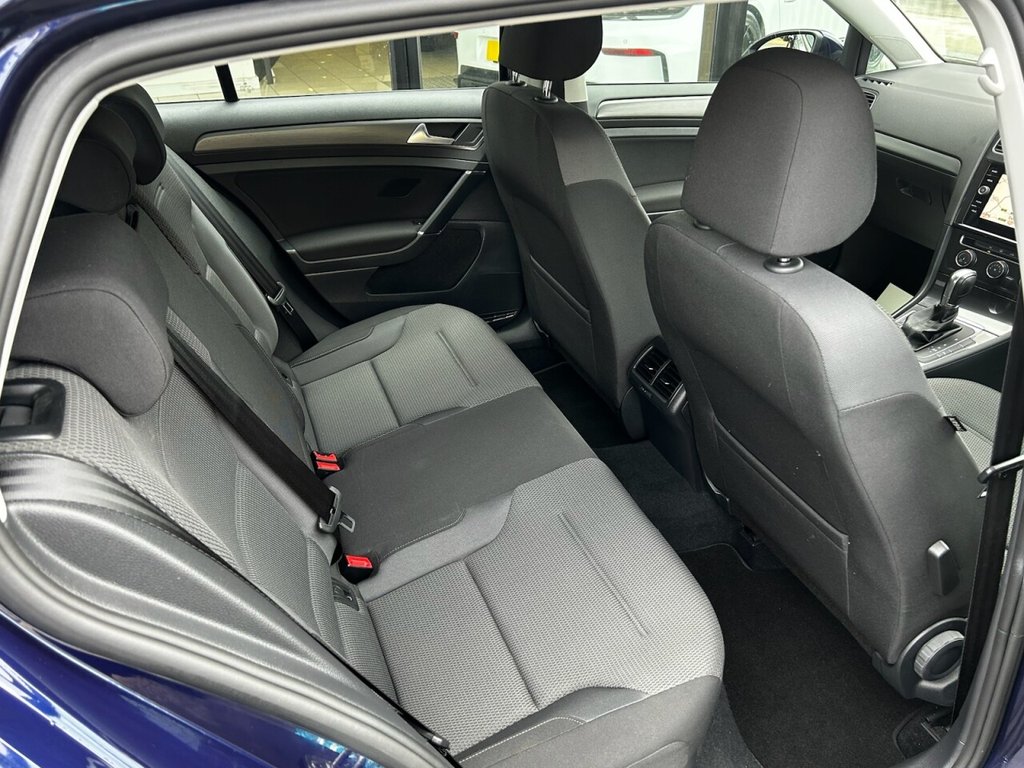 Used Volkswagen Golf 2017 for sale - 77520692: Photo 29