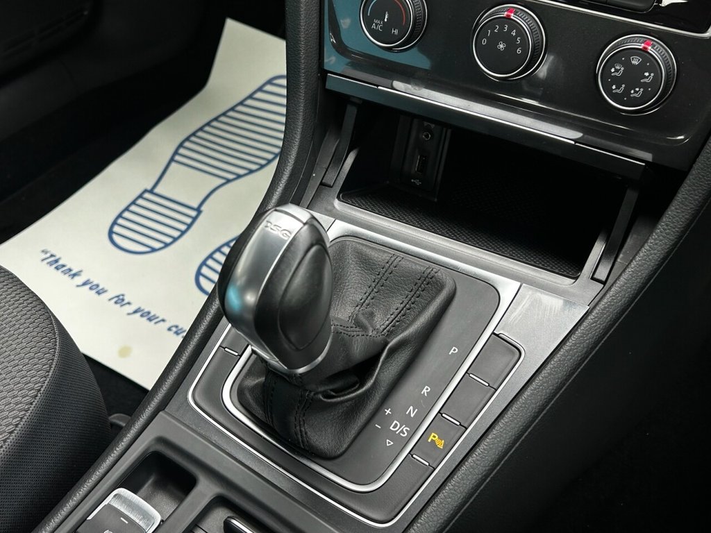 Used Volkswagen Golf 2017 for sale - 77520692: Photo 37