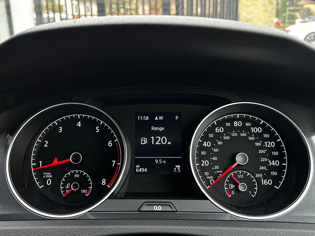 Used Volkswagen Golf 2017 for sale - 77520692: Photo 40