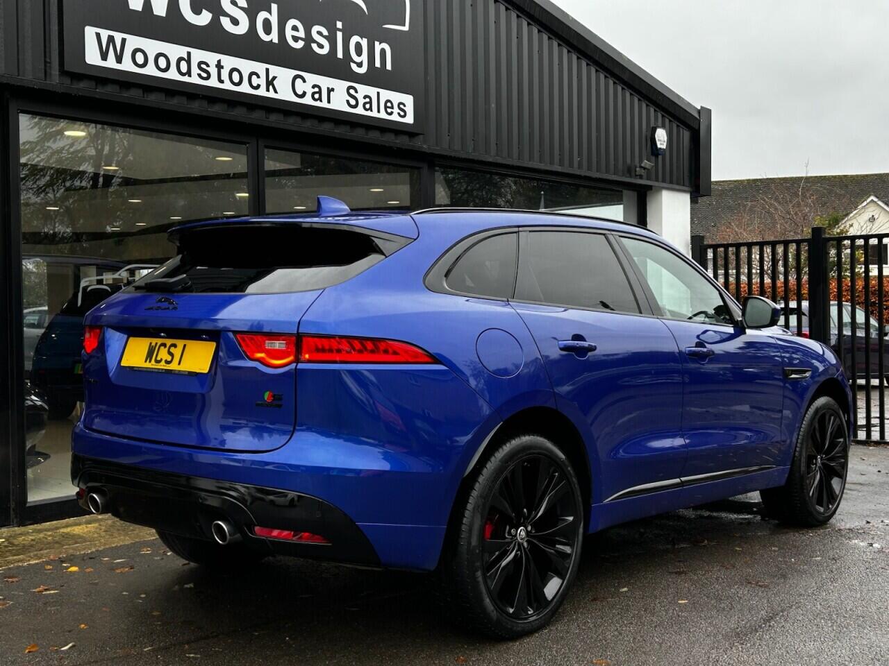 Used Jaguar F-Pace 2017 for sale - 76549210: Photo 15