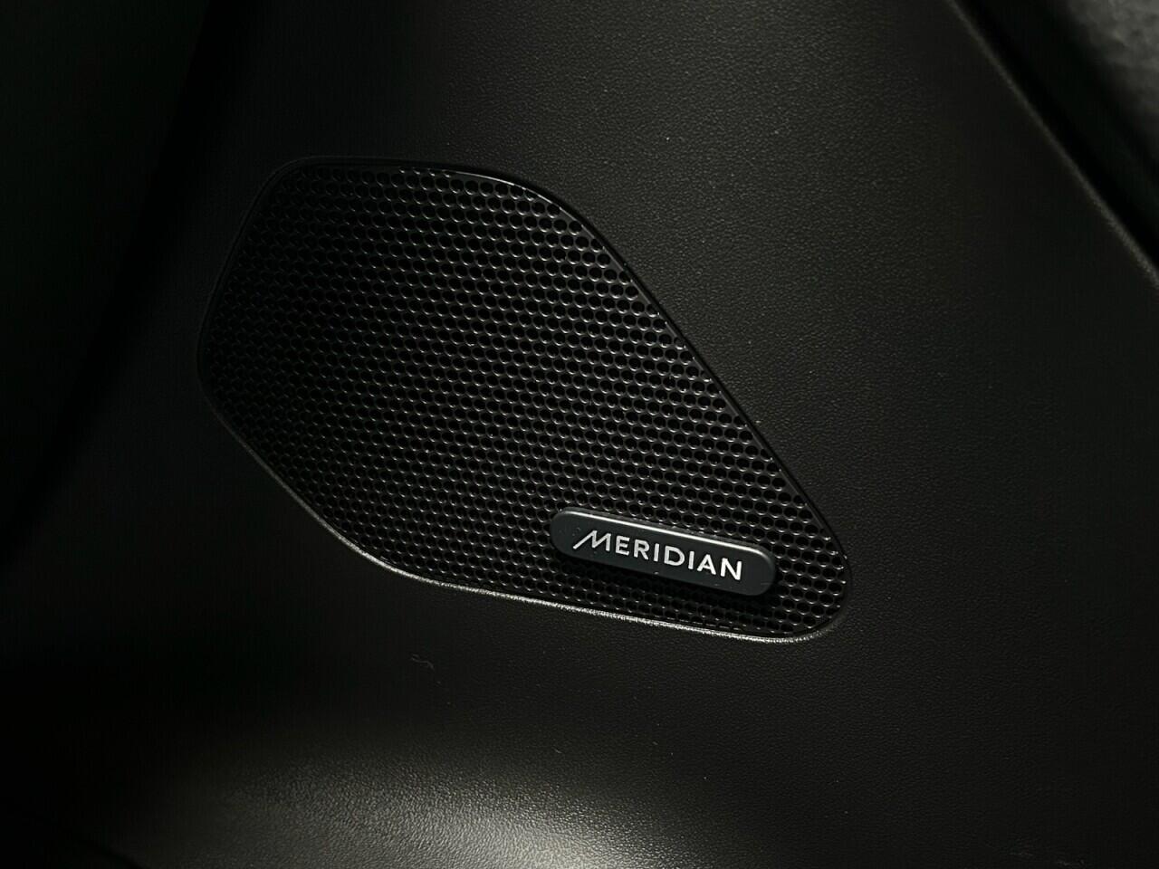 Used Jaguar F-Pace 2017 for sale - 76549210: Photo 45