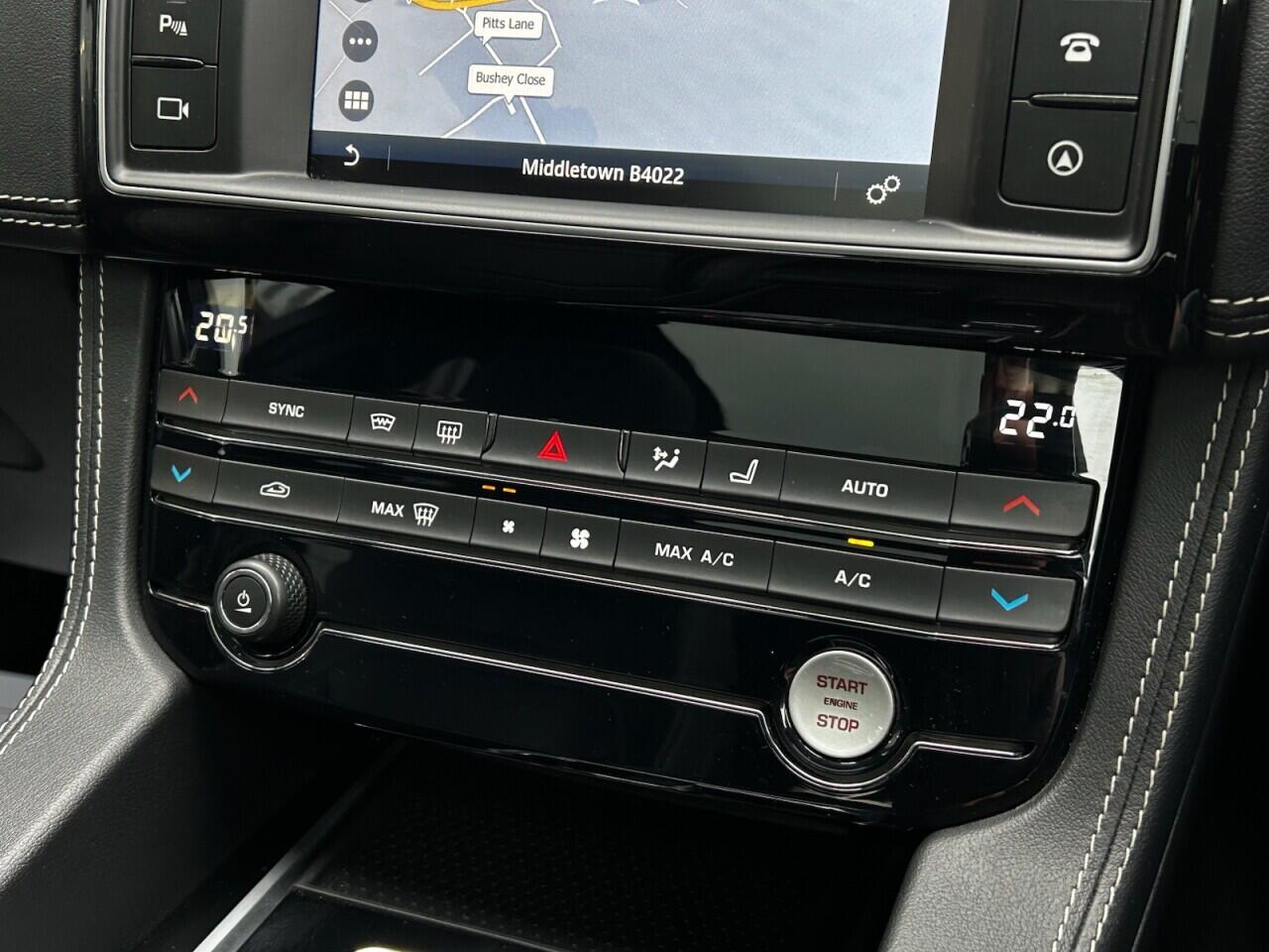 Used Jaguar F-Pace 2017 for sale - 76549210: Photo 51