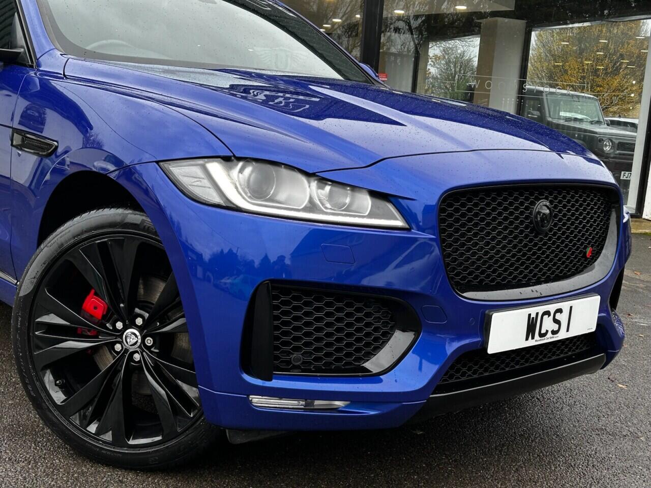 Used Jaguar F-Pace 2017 for sale - 76549210: Photo 6