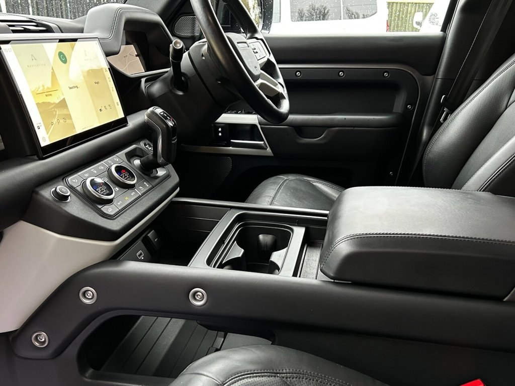 Used Land Rover Defender 2023 for sale - 77188548: Photo 28