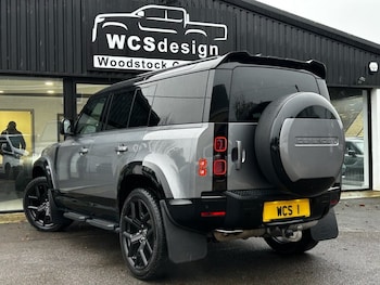 Used Land Rover Defender 2023 for sale - 77188548: Photo