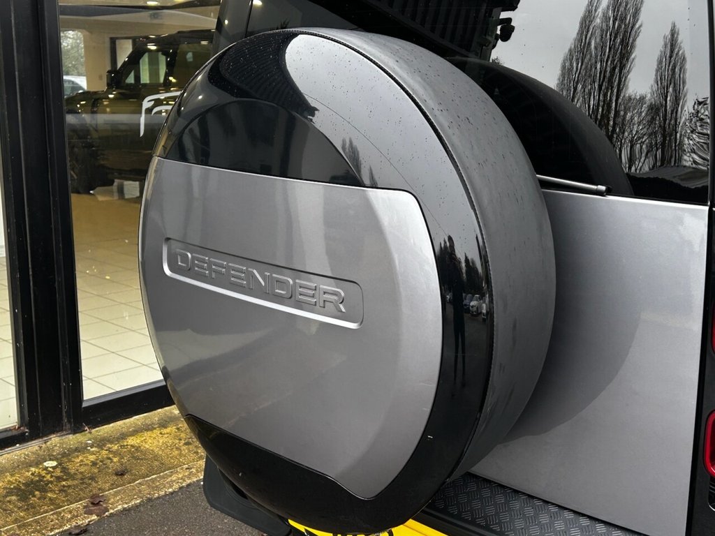 Used Land Rover Defender 2023 for sale - 77188548: Photo 47