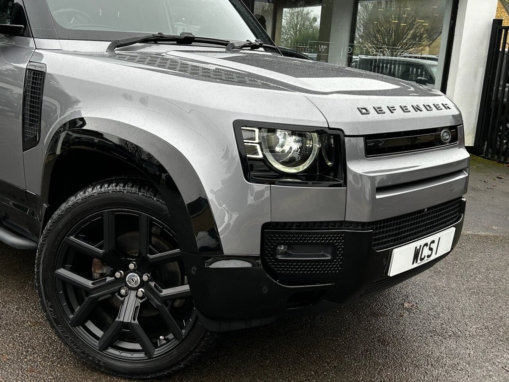 Used Land Rover Defender 2023 for sale - 77188548: Photo 8