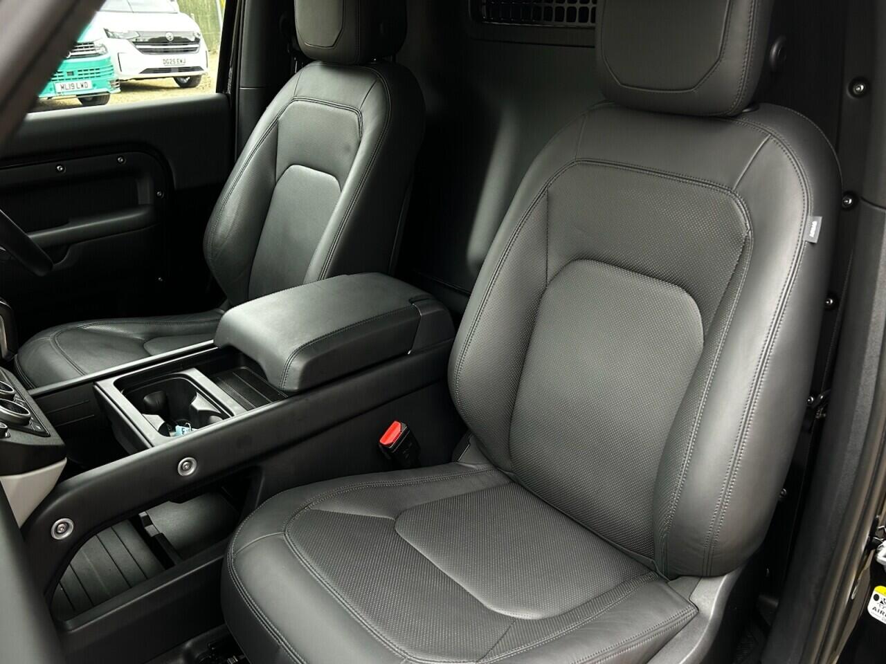 Used Land Rover Defender for sale - 76899319: Photo 25