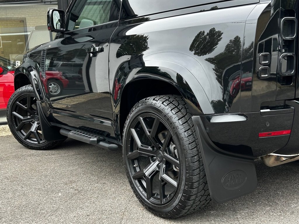 Used Land Rover Defender 2023 for sale - 77000985: Photo 15