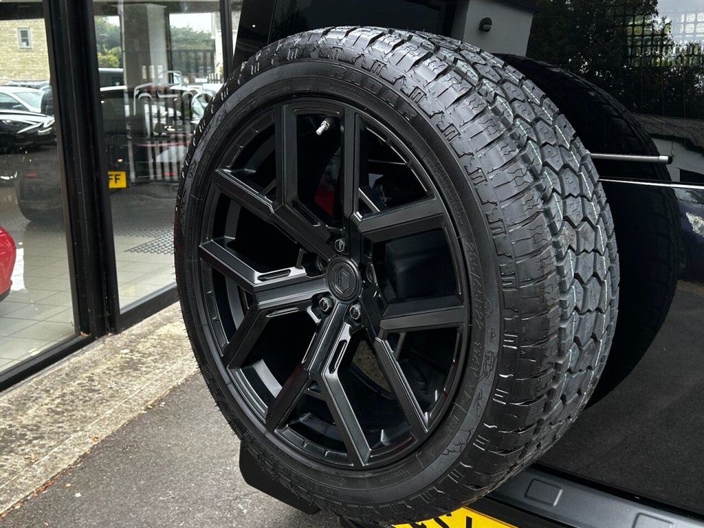 Used Land Rover Defender 2023 for sale - 77000985: Photo 48