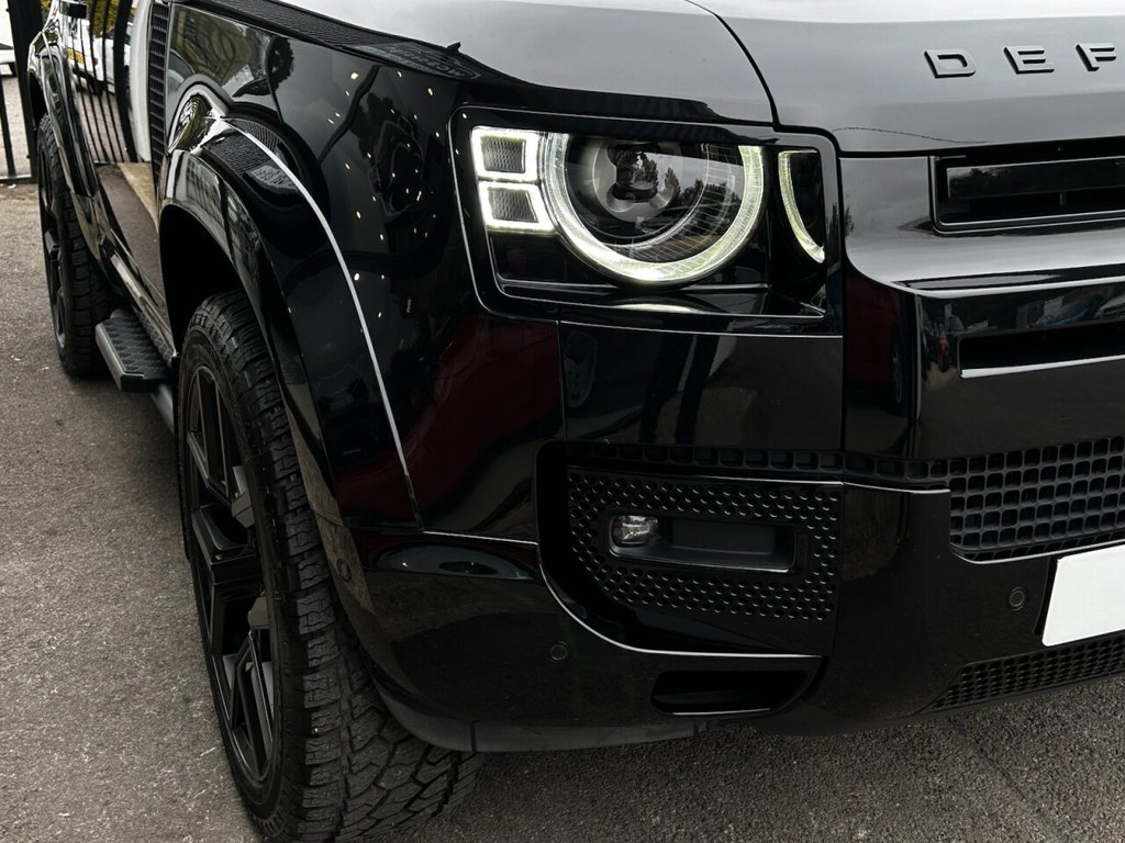 Used Land Rover Defender 2023 for sale - 77000985: Photo 8