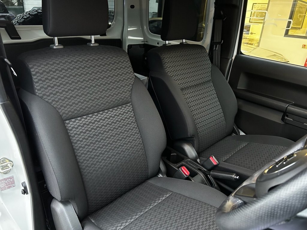 Used Suzuki Jimny 2023 for sale - 77007062: Photo 27