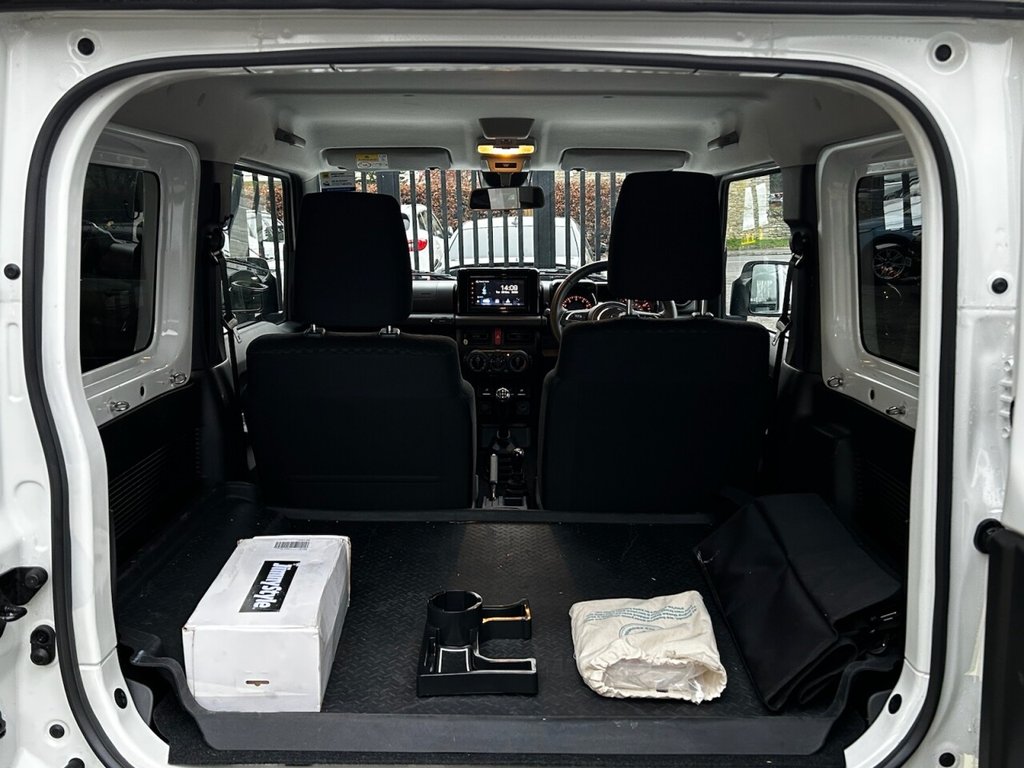 Used Suzuki Jimny 2023 for sale - 77007062: Photo 32