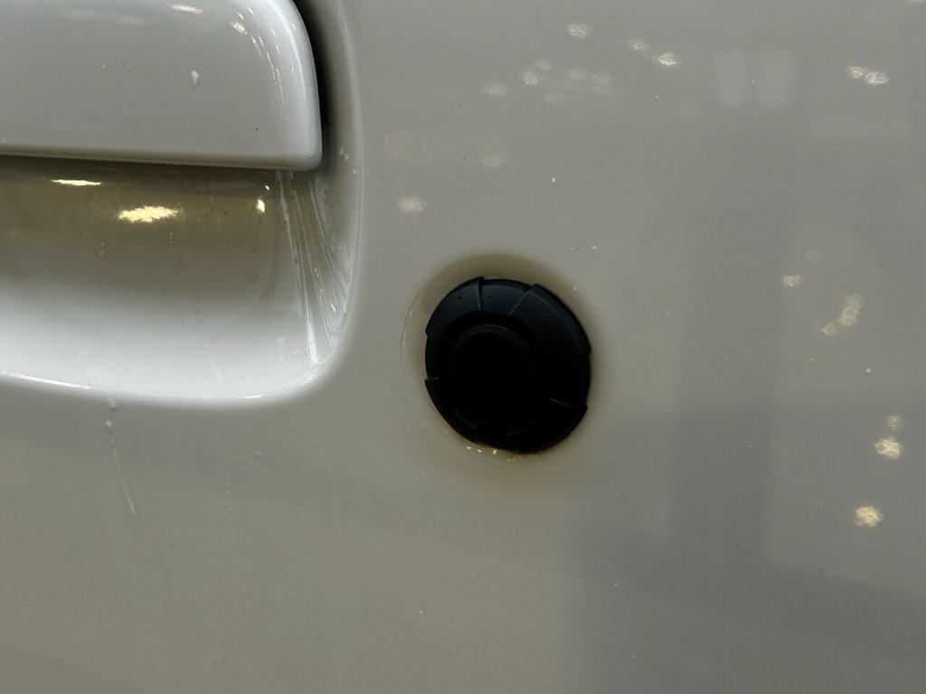 Used Suzuki Jimny 2023 for sale - 77007062: Photo 37