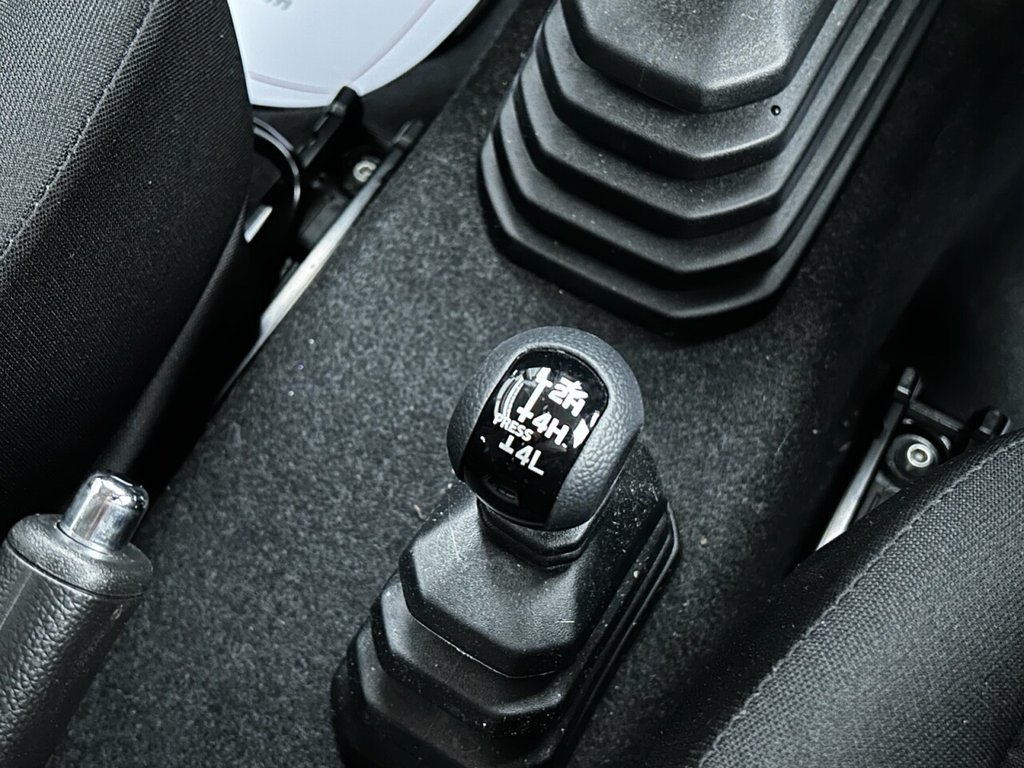 Used Suzuki Jimny 2023 for sale - 77007062: Photo 42