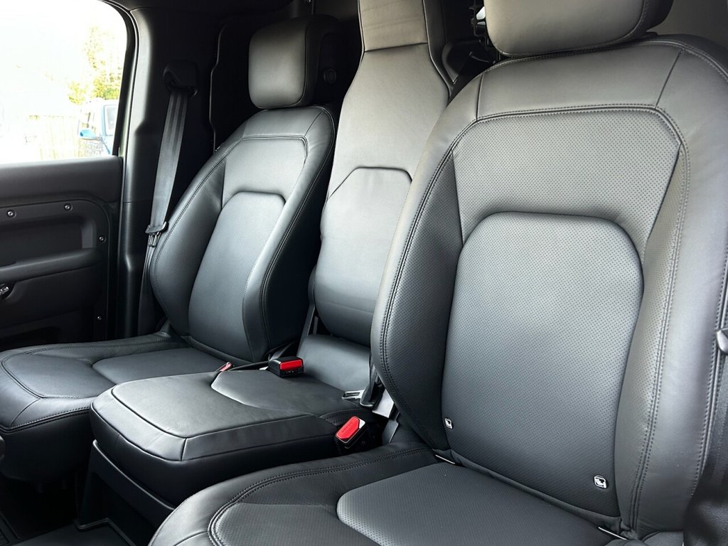 Used Land Rover Defender 2026 for sale - 77967278: Photo 35