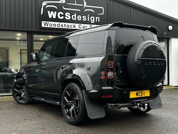 Used Land Rover Defender 110 2025 for sale - 77672700: Photo