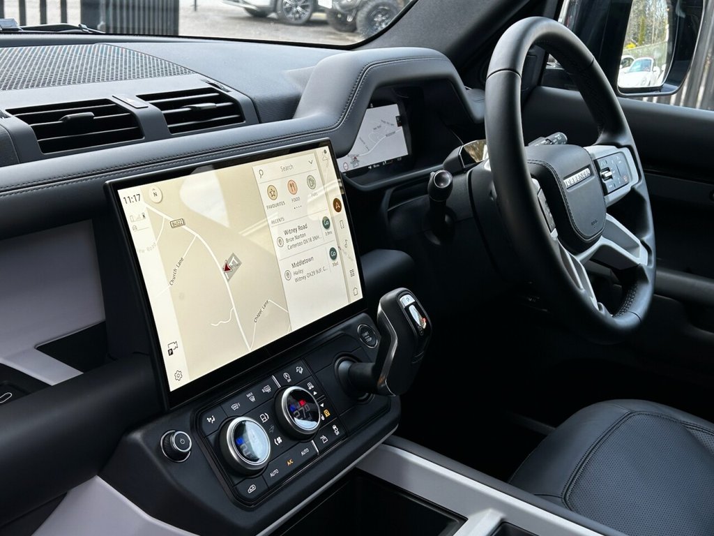 Used Land Rover Defender 110 2025 for sale - 77672700: Photo 45