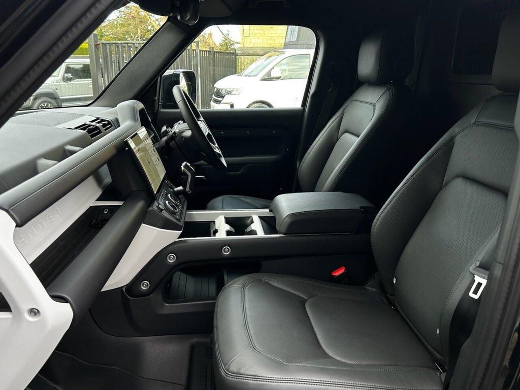 Used Land Rover Defender 110 2025 for sale - 77672700: Photo 47