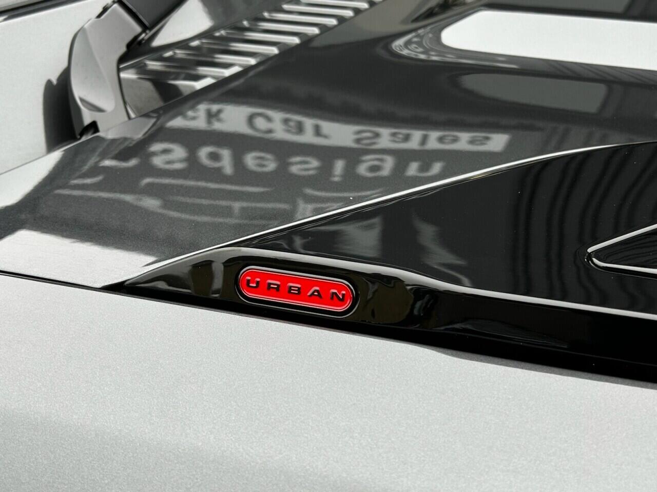 Used Land Rover Defender 110 for sale - 76632956: Photo 21