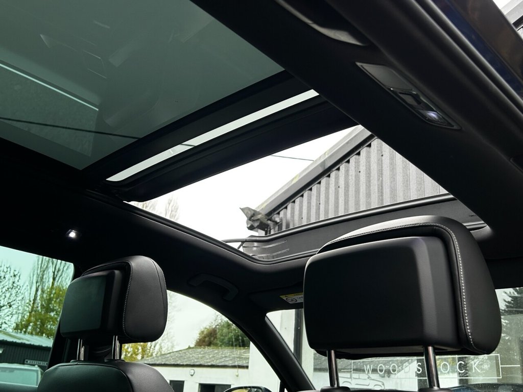 Used Volkswagen Passat 2018 for sale - 77000997: Photo 13