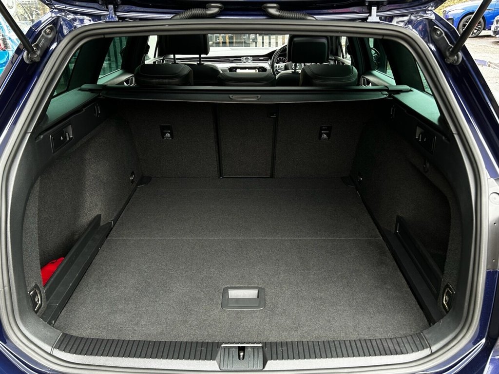 Used Volkswagen Passat 2018 for sale - 77000997: Photo 33