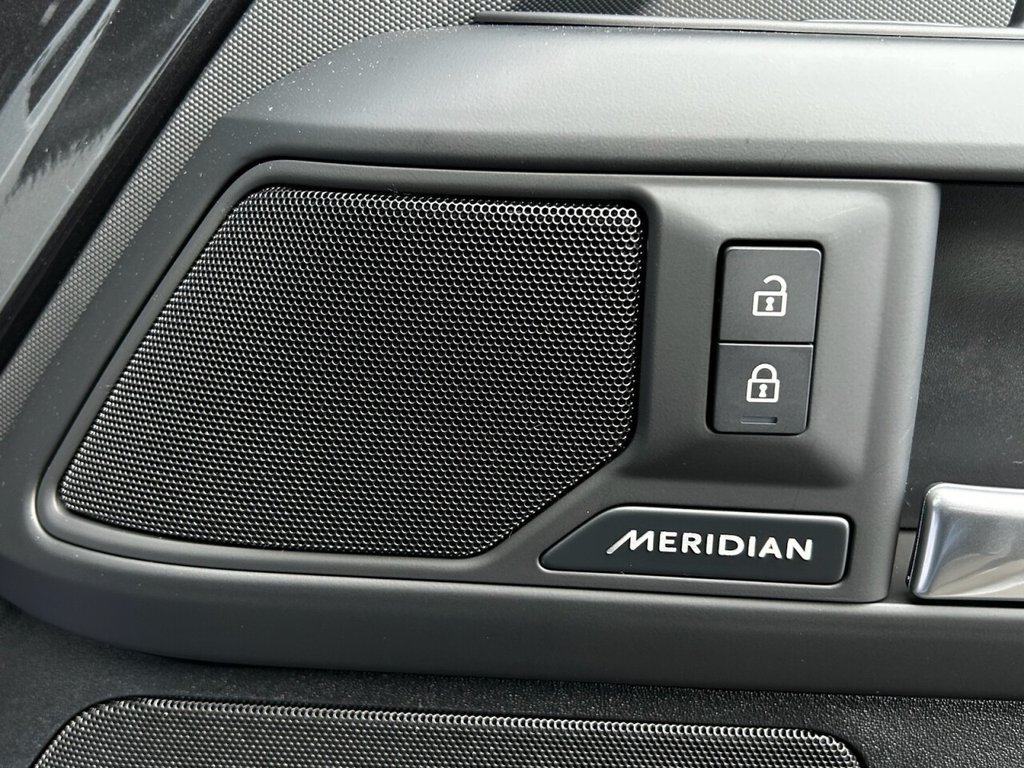 Used Land Rover Defender 110 2026 for sale - 77703602: Photo 45