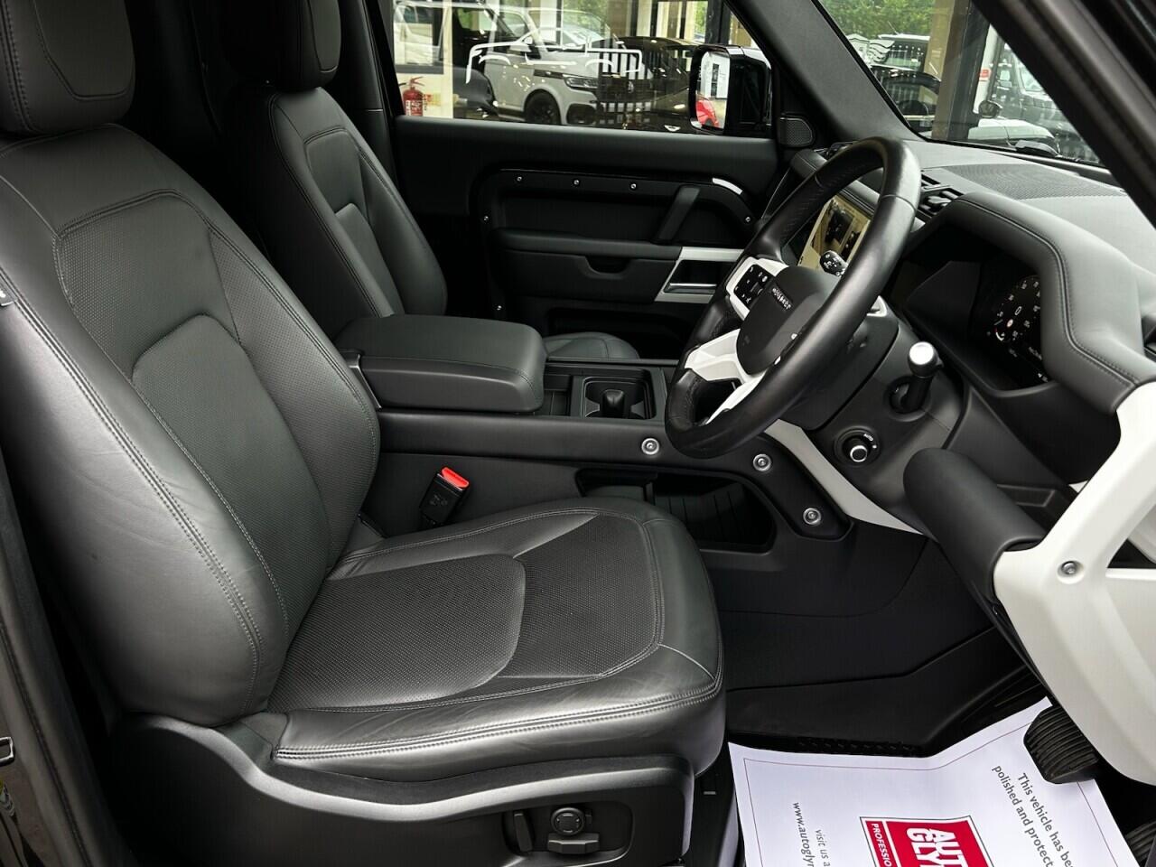 Used Land Rover Defender 2023 for sale - 76336715: Photo 24