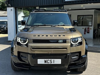 Used Land Rover Defender 2025 for sale - 75564085: Photo