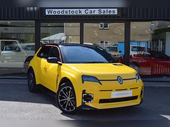 Used Renault 5 E-Tech electric 2026 for sale - 79539010: Photo