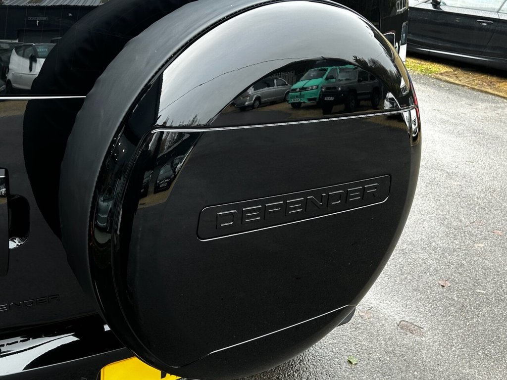 Used Land Rover Defender 110 2025 for sale - 77001007: Photo 21