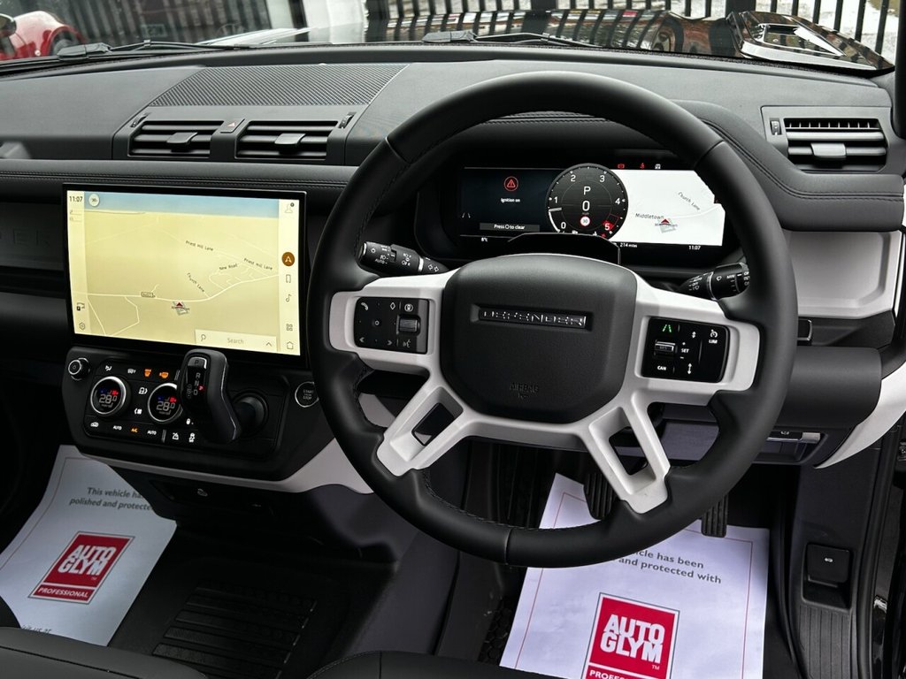 Used Land Rover Defender 110 2025 for sale - 77001007: Photo 30