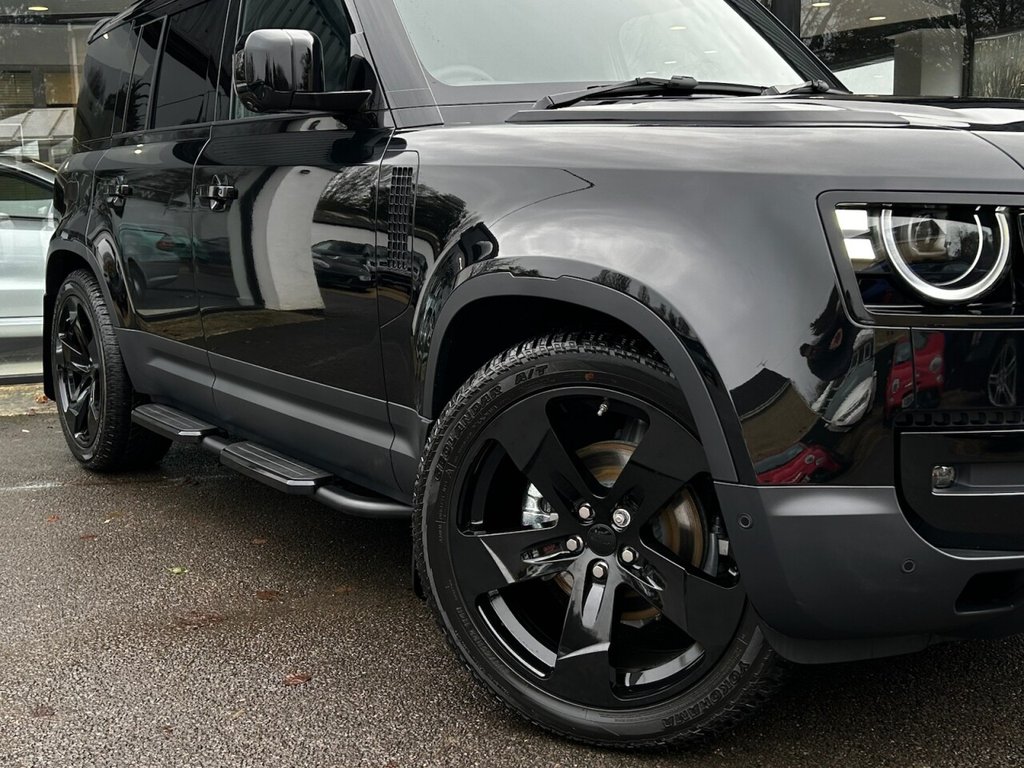 Used Land Rover Defender 110 2025 for sale - 77001007: Photo 7