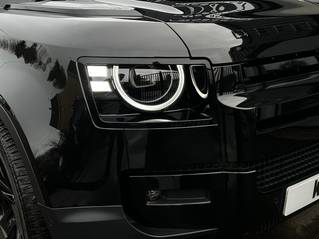 Used Land Rover Defender 110 2025 for sale - 77001007: Photo 8